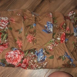 Sweetheart flowery dress